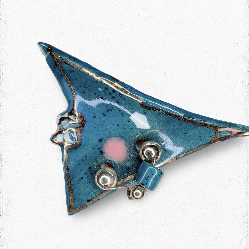 580u. Handmade Green and Pink Triangle Brooch